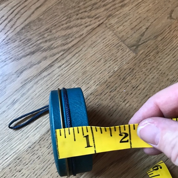 Vintage seal pup ornament tin by Current in EUC - Picture 5 of 6